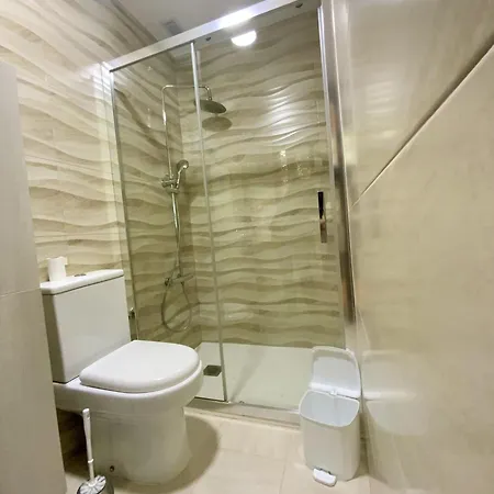 Apartamento En La Urbanizacion El Paraiso Apartment