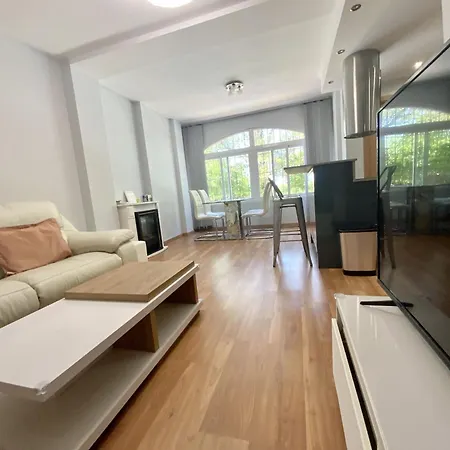 Apartamento En La Urbanizacion El Paraiso Apartment *