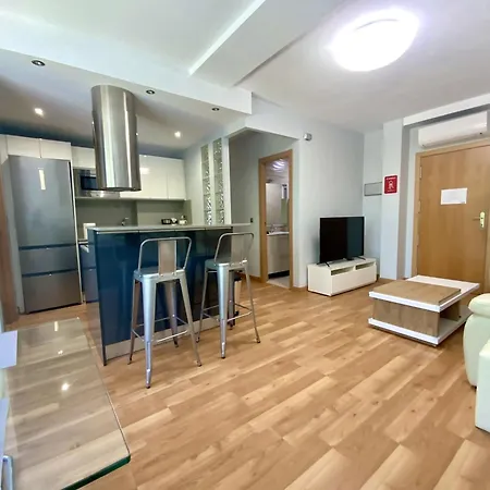 Apartamento En La Urbanizacion El Paraiso Apartment *